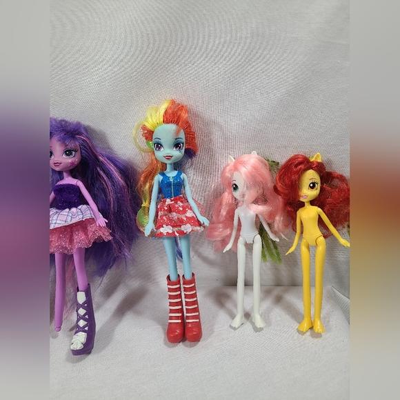 My Little Pony Equestria Girls Lot Plus Pony - Picture 3 of 3